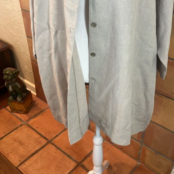 Bryn Walker Oversized Gordan Shirt, Tan, size L - Picture 3 of 10
